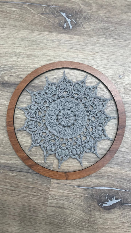 دیوارکوب ماندلا با نخ مرسریزه